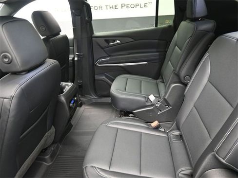 New 2026 Chevrolet Traverse LT w/ Driver Confidence Package image 10