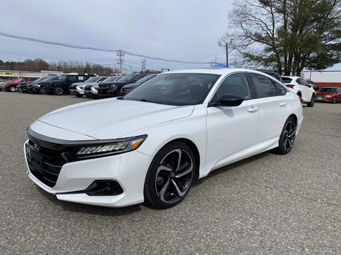 Used 2022 Honda Accord Sport image 7