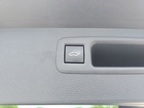 New 2026 Toyota Highlander Limited AWD/4WD image 14