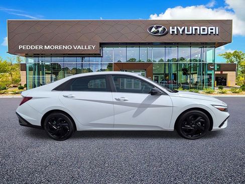 New 2026 Hyundai Elantra SEL Sport Premium FWD image 2