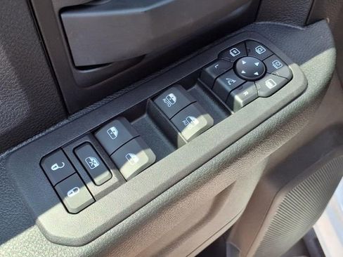 New 2025 RAM 2500 Tradesman AWD/4WD image 16