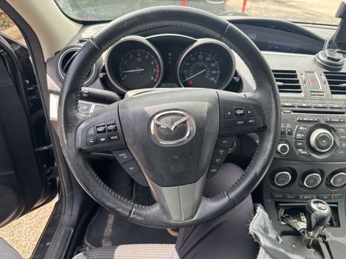 Used 2013 MAZDA MAZDA3 i Touring w/ Preferred Equipment Pkg image 17