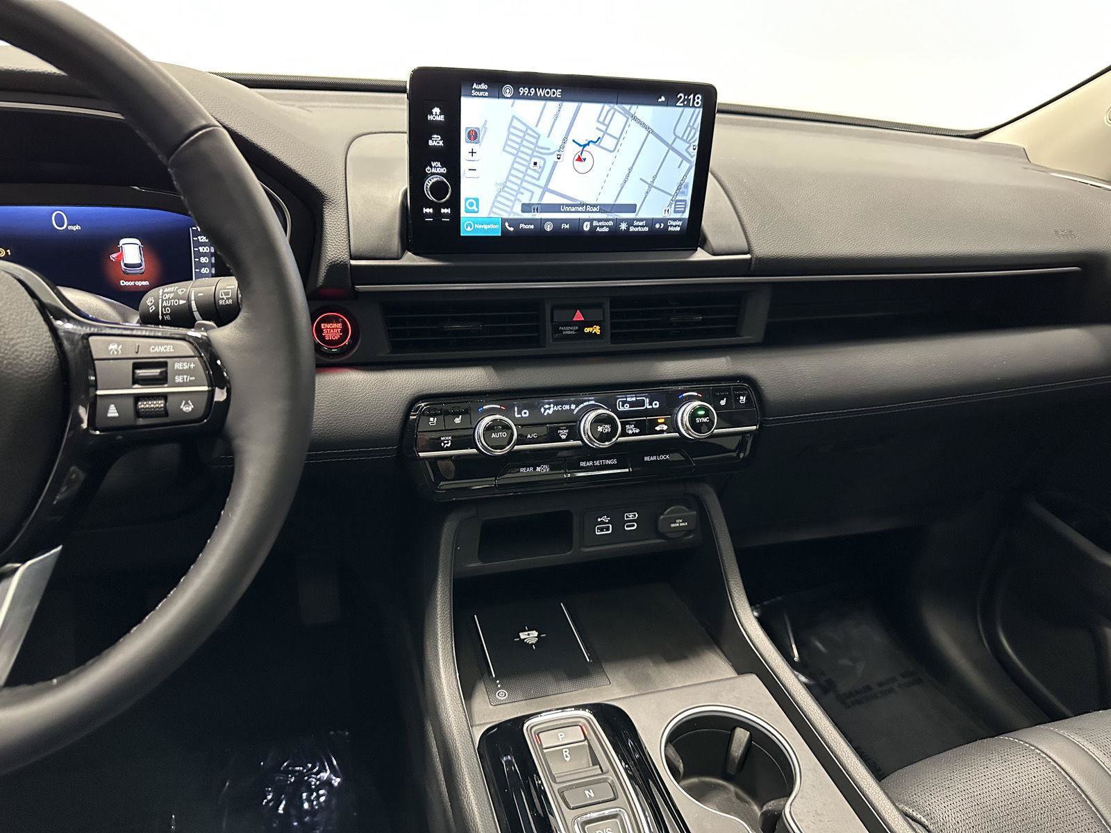 Certified 2025 Honda Pilot Elite image 24