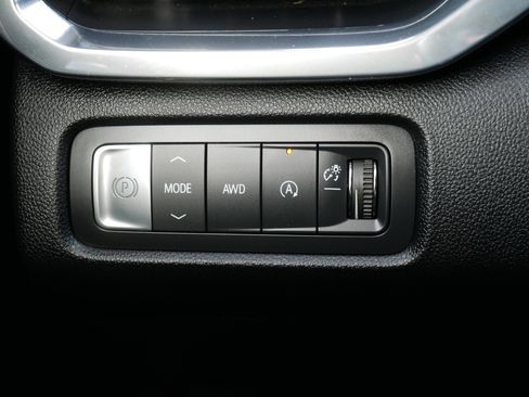 Used 2025 GMC Acadia Elevation image 26