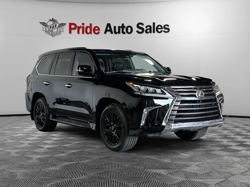 Used 2018 Lexus LX 570 4WD image 3