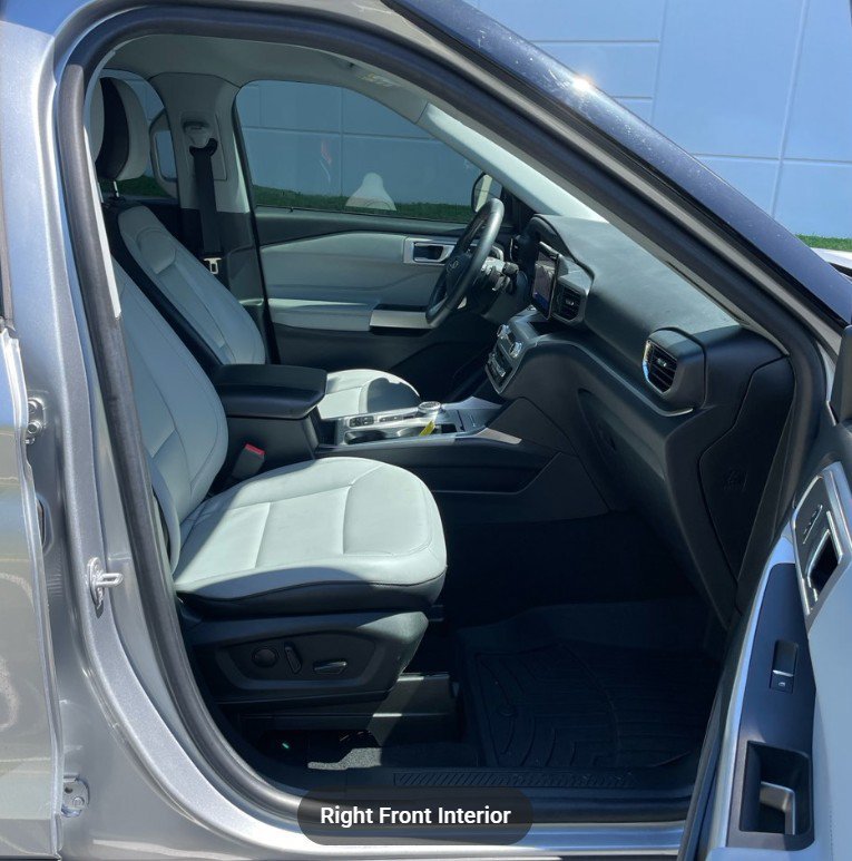 Used 2021 Ford Explorer XLT w/ Equipment Group 202A RWD image 9