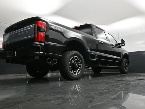 Used 2024 Ford F250 Platinum AWD/4WD image 54