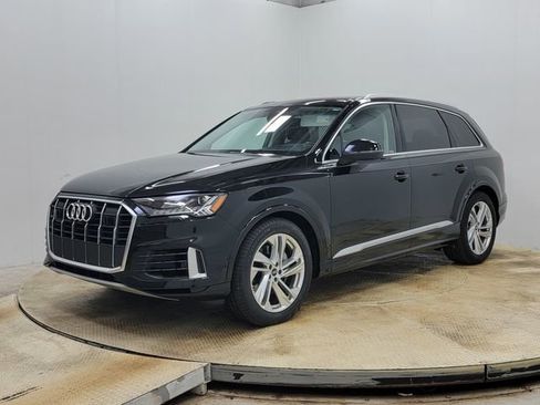 Used 2023 Audi Q7 3.0T Prestige image 9