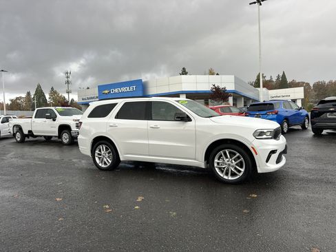 Used 2024 Dodge Durango GT image 7