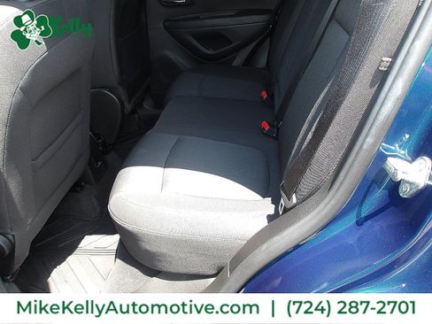 Used 2019 Chevrolet Trax LT w/ LPO, Protection Package AWD/4WD image 13