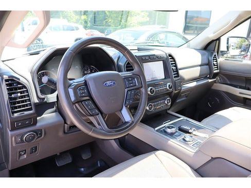 Used 2021 Ford Expedition Limited AWD/4WD image 18