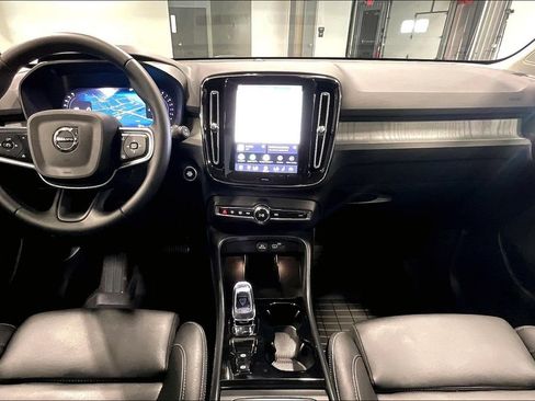 Certified 2026 Volvo XC40 B5 Plus w/ Protection Package Premier AWD/4WD image 7