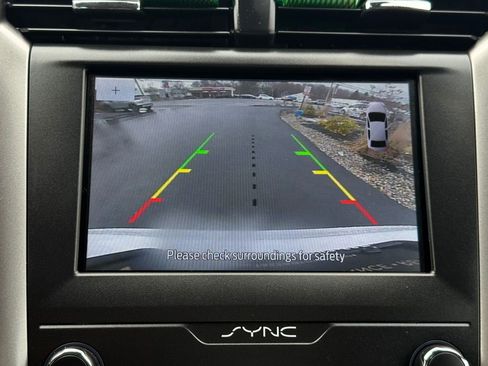 Used 2020 Ford Fusion SE image 31