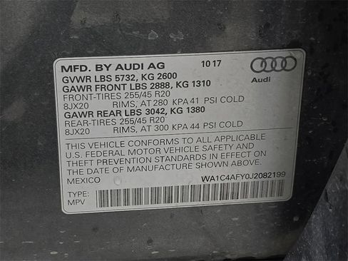 Used 2018 Audi SQ5 Prestige w/ Prestige Package image 34