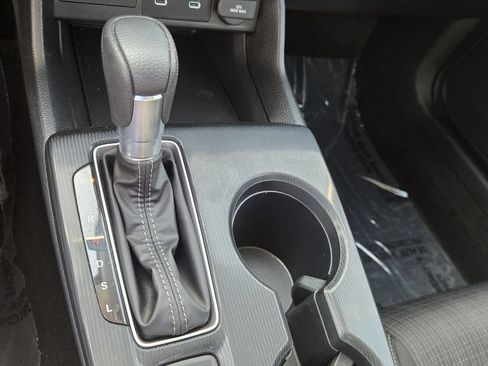 Certified 2025 Honda Civic LX image 18