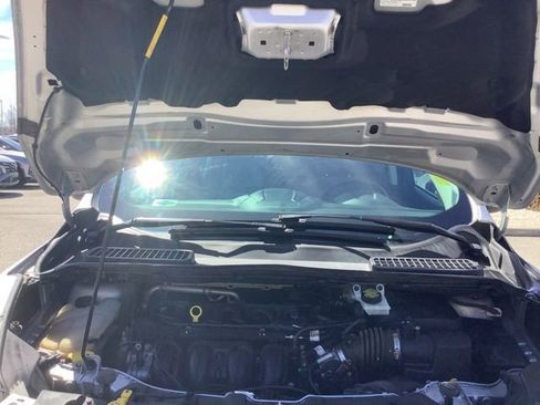 Used 2015 Ford Escape SE image 11