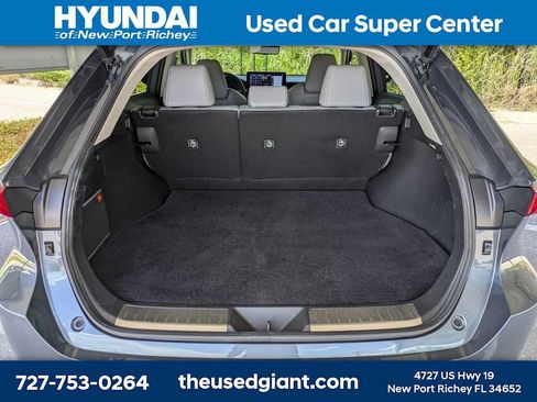 Used 2022 Toyota Venza Limited AWD/4WD image 12