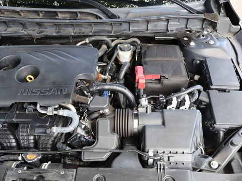 Used 2020 Nissan Altima 2.5 SR w/ Premium Package FWD image 41