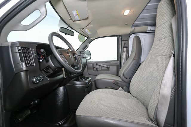 Used 2025 GMC Savana 3500 Extended w/ Driver Convenience Package RWD image 30