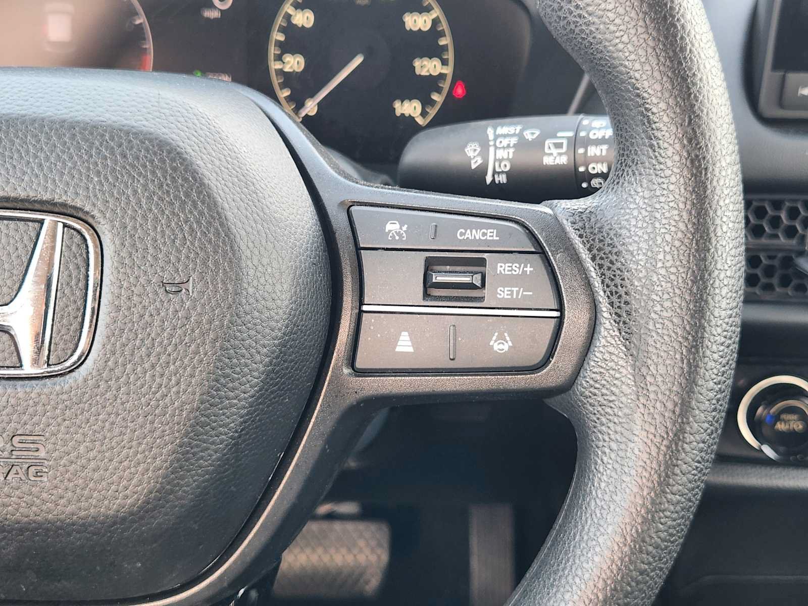 Certified 2024 Honda HR-V LX image 27