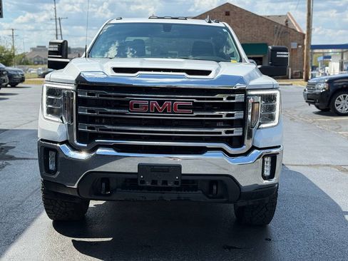 Used 2022 GMC Sierra 2500 SLE AWD/4WD image 2