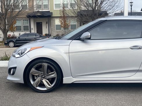 Used 2015 Hyundai Veloster Turbo w/ Option Group 04 image 2