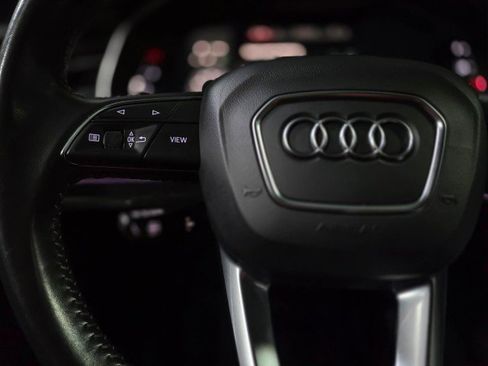 Used 2019 Audi Q8 Prestige image 21