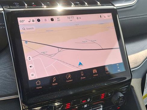 New 2025 Jeep Grand Cherokee Limited image 15