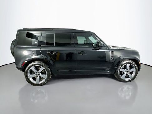 Used 2023 Land Rover Defender 110 V8 image 8