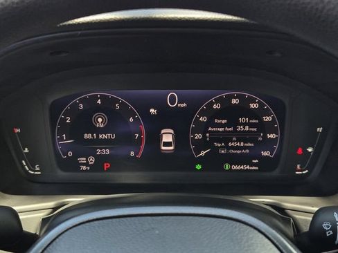 Used 2023 Honda Accord EX image 29