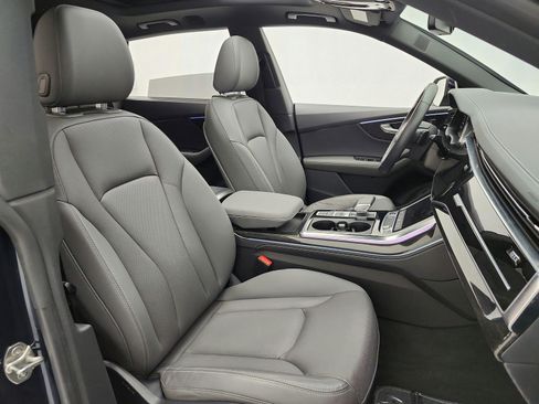 Used 2023 Audi Q8 Premium Plus w/ Premium Plus Package AWD/4WD image 28