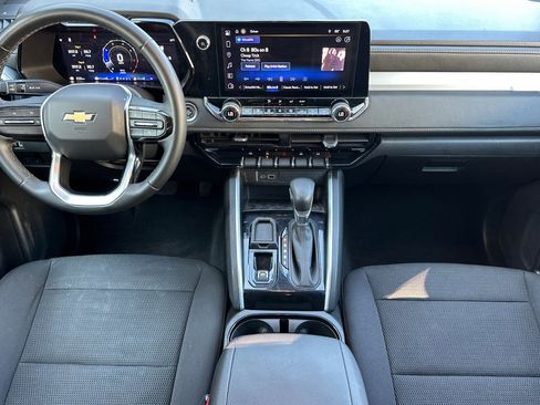 Used 2024 Chevrolet Colorado LT w/ LT Convenience Package image 13