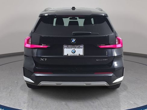 New 2026 BMW X1 xDrive28i w/ Technology Package AWD/4WD image 6