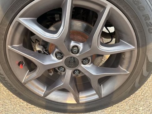 Used 2020 Jeep Grand Cherokee Limited X image 9