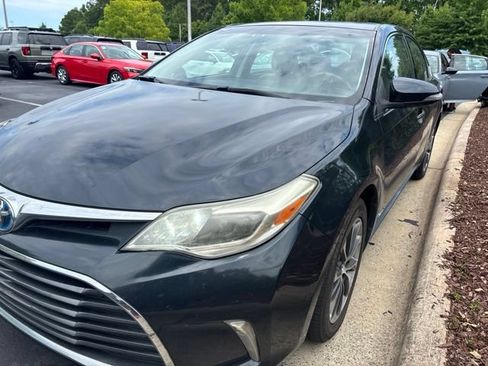 Used 2016 Toyota Avalon XLE Premium FWD image 1