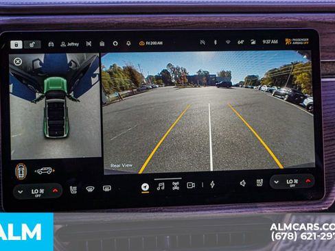 Used 2024 Rivian R1S Adventure image 38