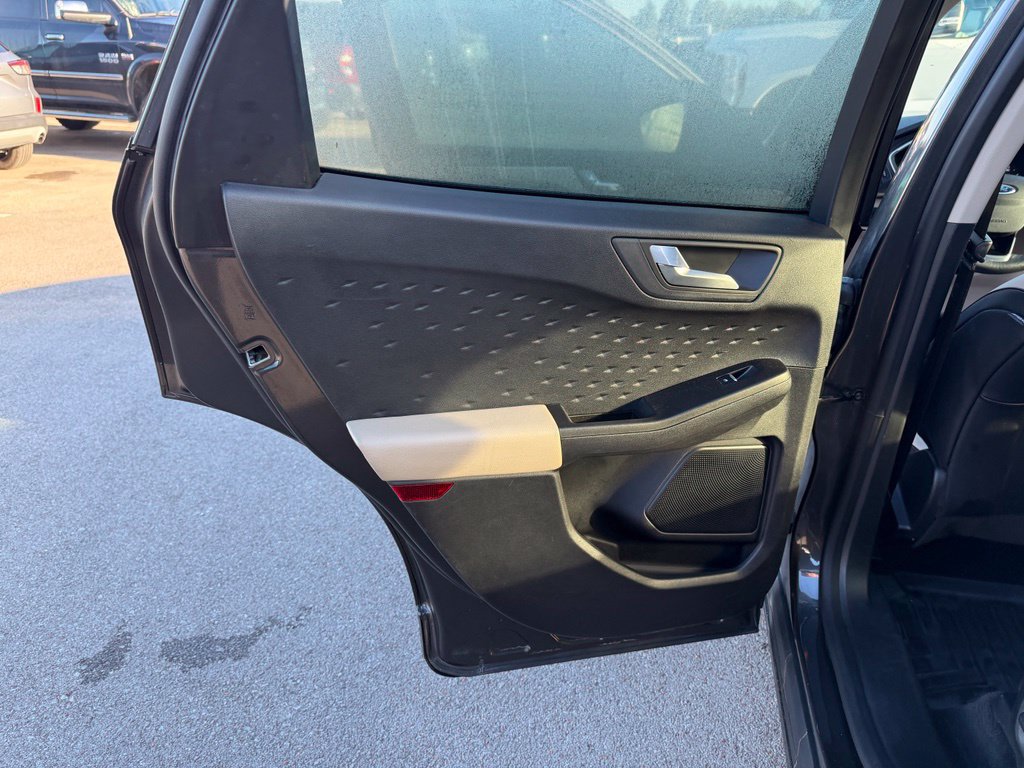 Used 2020 Ford Escape SEL FWD image 8
