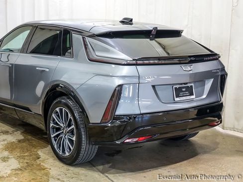 Certified 2024 Cadillac Lyriq Sport AWD/4WD image 5