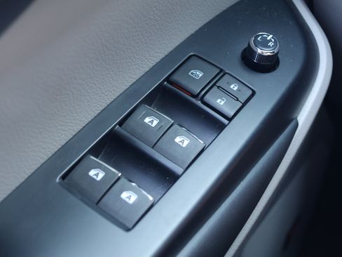 Used 2015 Toyota Highlander Limited AWD/4WD image 14
