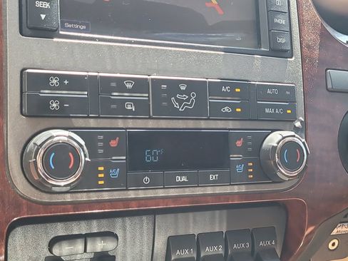 Used 2011 Ford F350 King Ranch w/ King Ranch w/Chrome Pkg AWD/4WD image 25