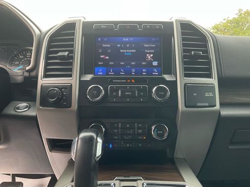 Used 2020 Ford F150 Lariat AWD/4WD image 15