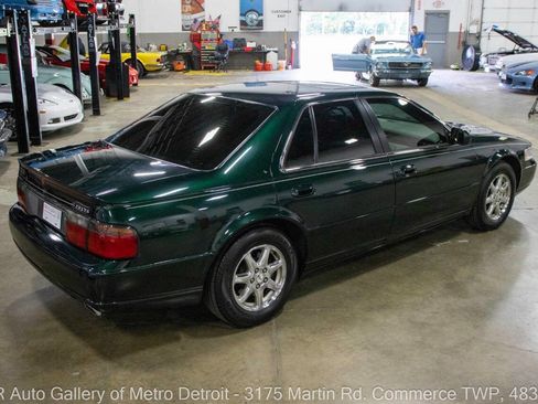 Used 1999 Cadillac Seville STS w/ Convenience Pkg image 7