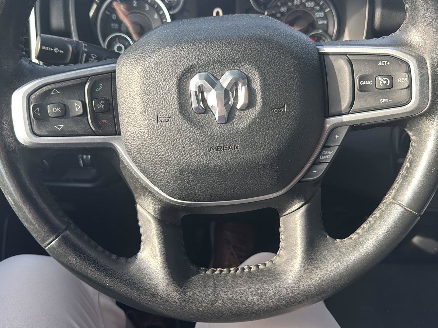 Used 2023 RAM 1500 Big Horn AWD/4WD image 12