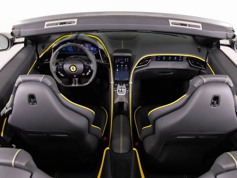 Used 2025 Ferrari Roma Spider image 45