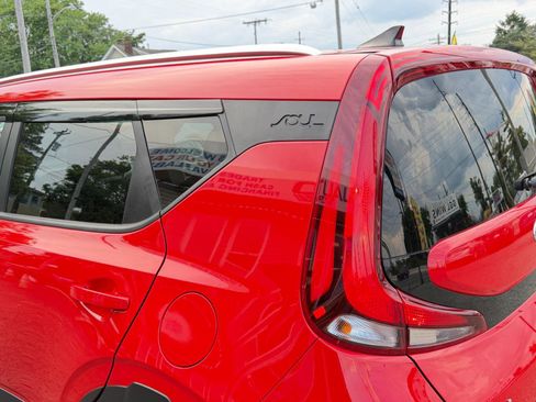 Used 2021 Kia Soul X-Line FWD image 71