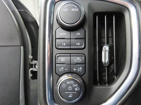 Used 2020 Chevrolet Silverado 2500 LTZ w/ LTZ Plus Package image 47