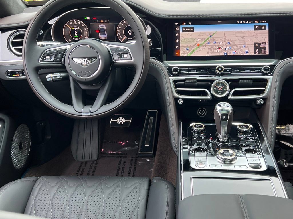 Used 2026 Bentley Flying Spur Azure AWD/4WD image 4