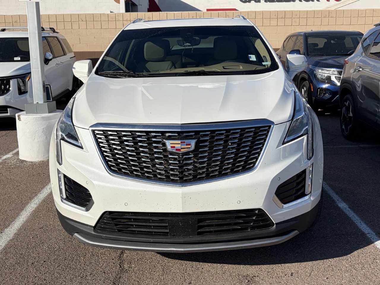 Used 2022 Cadillac XT5 Premium Luxury w/ Platinum Package FWD image 3