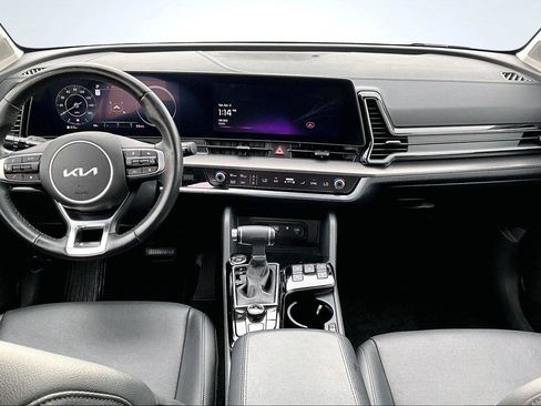 Used 2025 Kia Sportage SX image 17