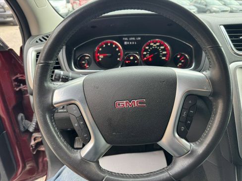 Used 2015 GMC Acadia SLE image 14
